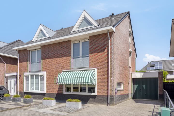 Foto 1 van Wolfsberg 75