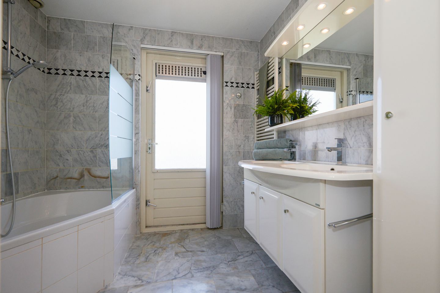 Foto 25 van Schorrekruidweg 29