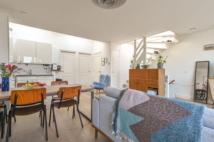 Foto 8 van Orteliusstraat 321-3