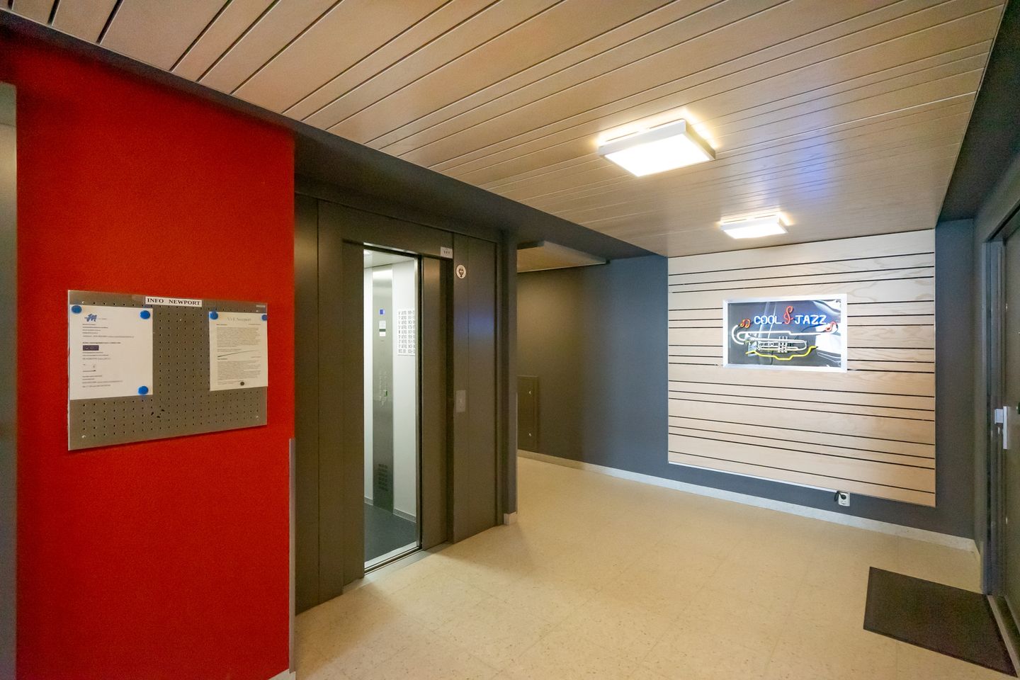 Photo 29 of Chet Bakerstraat 201