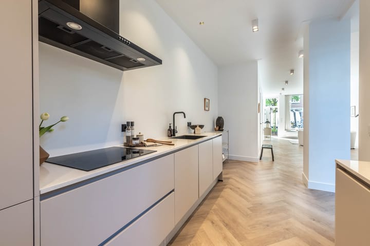 Photo 18 of Sluisstraat 38-H