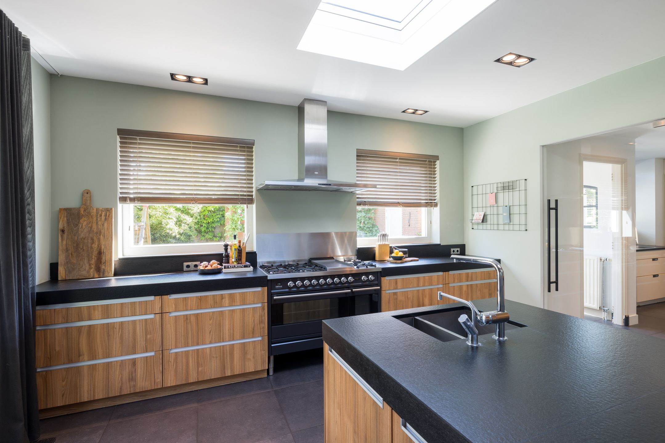 Foto 18 van George Perklaan 15