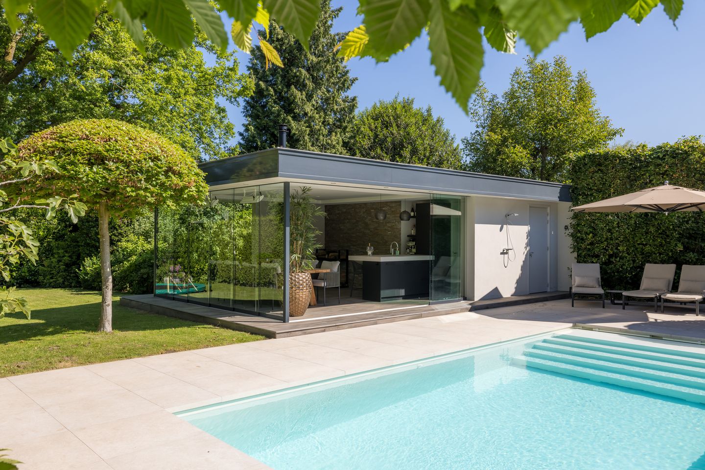 Foto 49 van George Perklaan 15