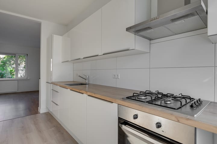 Photo 9 of Claudiusstraat 1