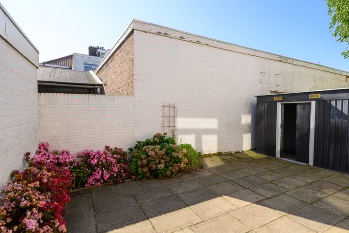 Photo 18 of Claudiusstraat 1