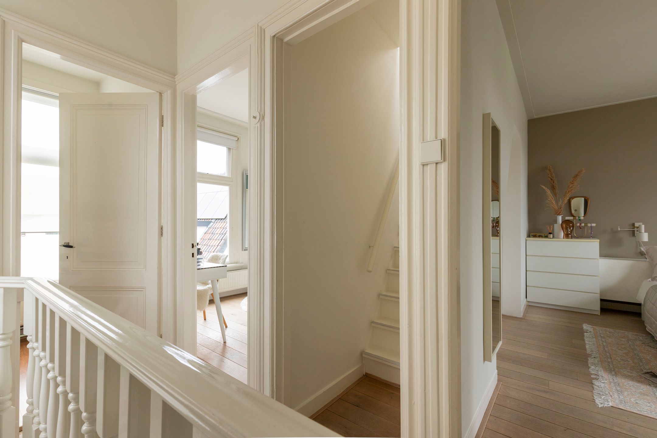 Photo 30 of Burgemeester Penstraat 2-B