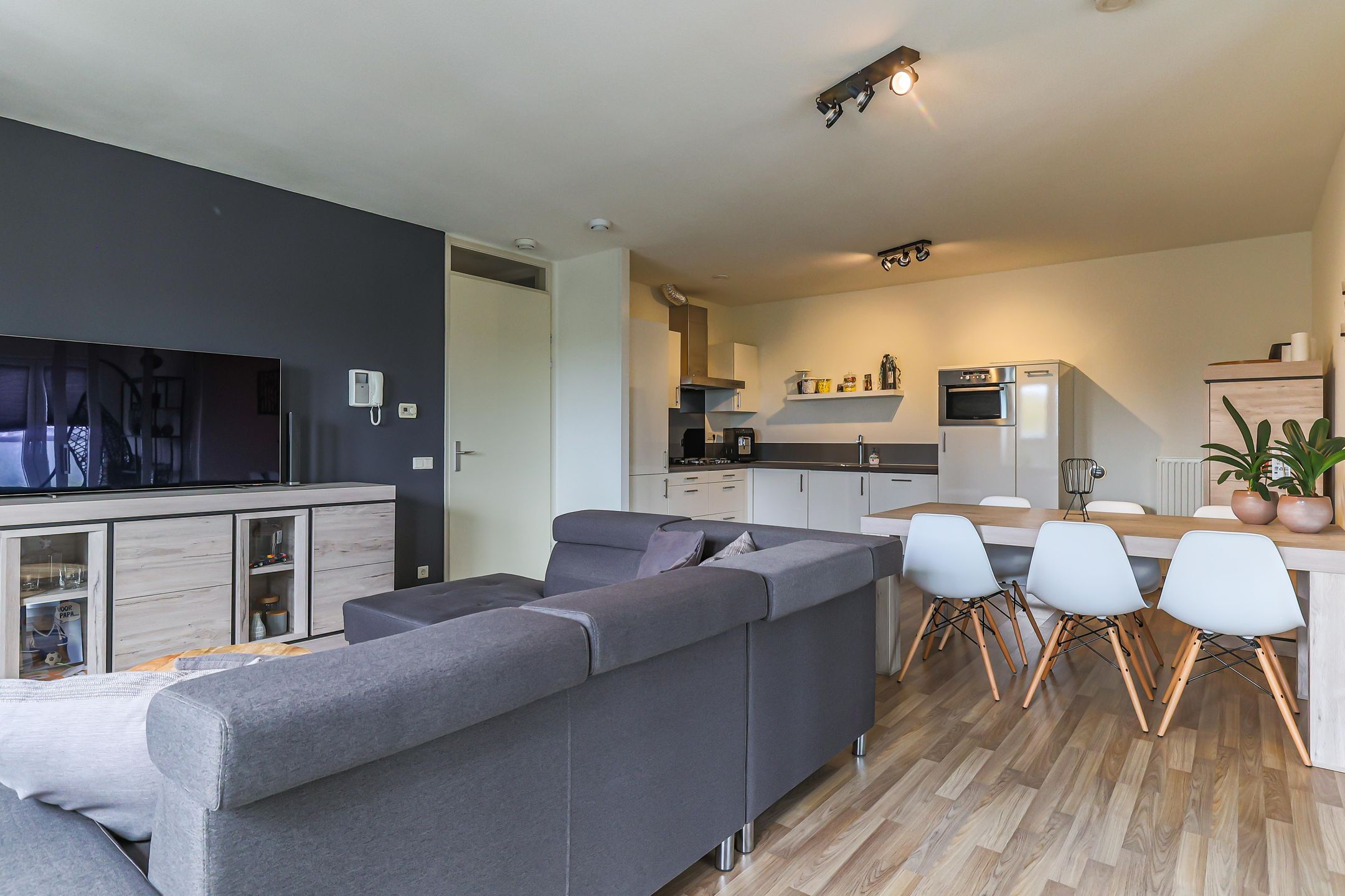 Foto 12 van Siersteenlaan 468-20