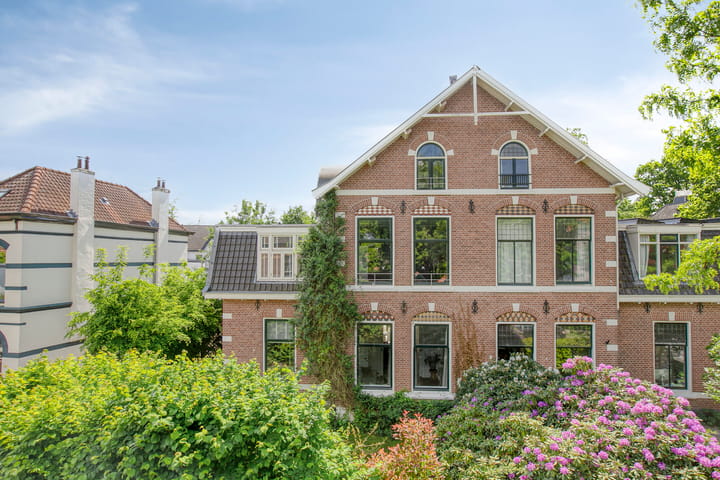 Foto 2 van De Bosch Kemperlaan 13