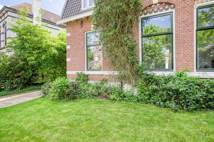 Foto 5 van De Bosch Kemperlaan 13