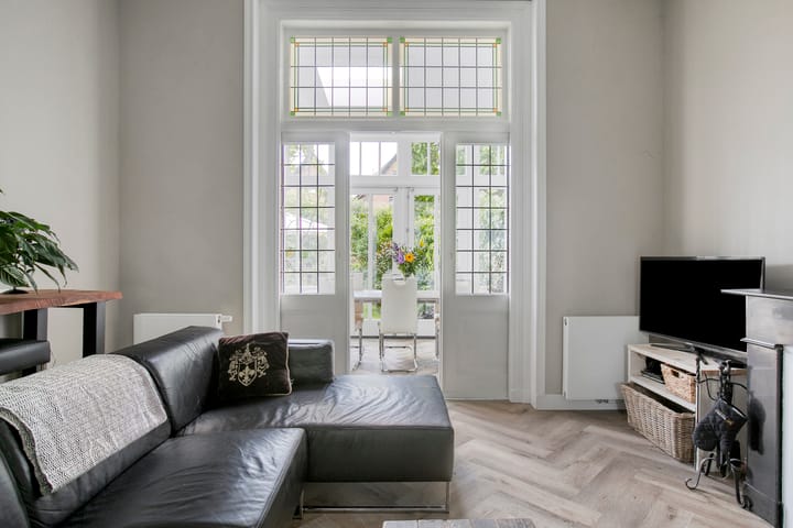 Foto 10 van De Bosch Kemperlaan 13