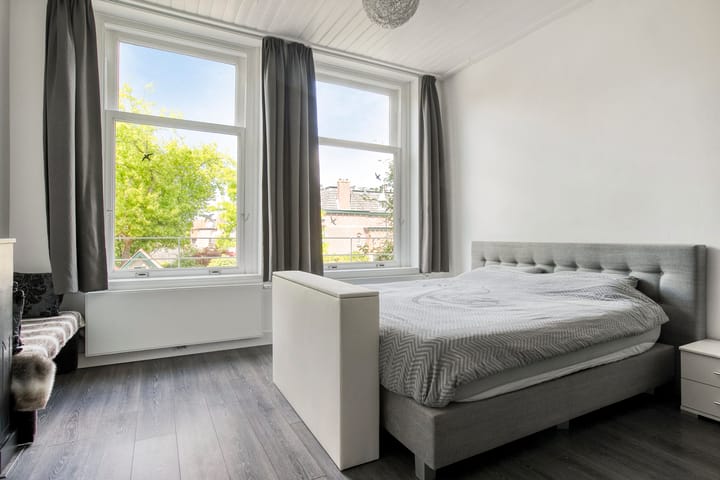 Foto 25 van De Bosch Kemperlaan 13