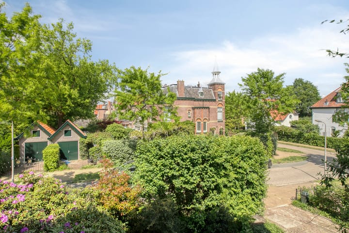 Foto 27 van De Bosch Kemperlaan 13