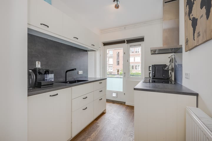 Foto 12 van Moddermanstraat 19