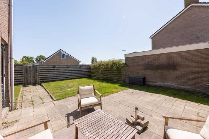 Foto 10 van Menno Simonsstraat 16