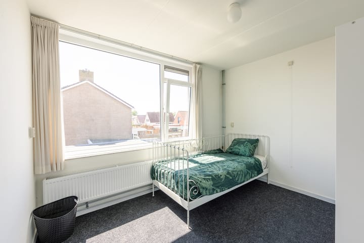 Foto 19 van Menno Simonsstraat 16