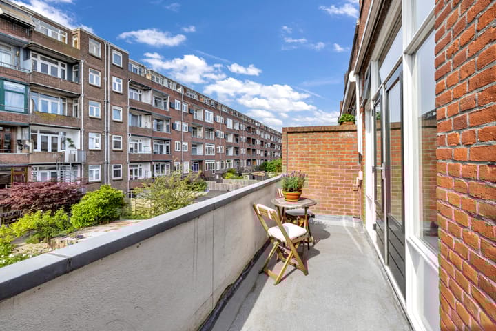 Photo 15 of Marconistraat 7-A