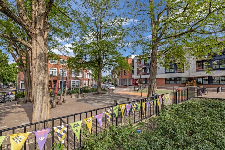 Photo 35 of Marconistraat 7-A