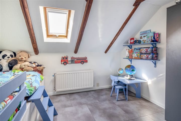 Foto 26 van Middenweg 8