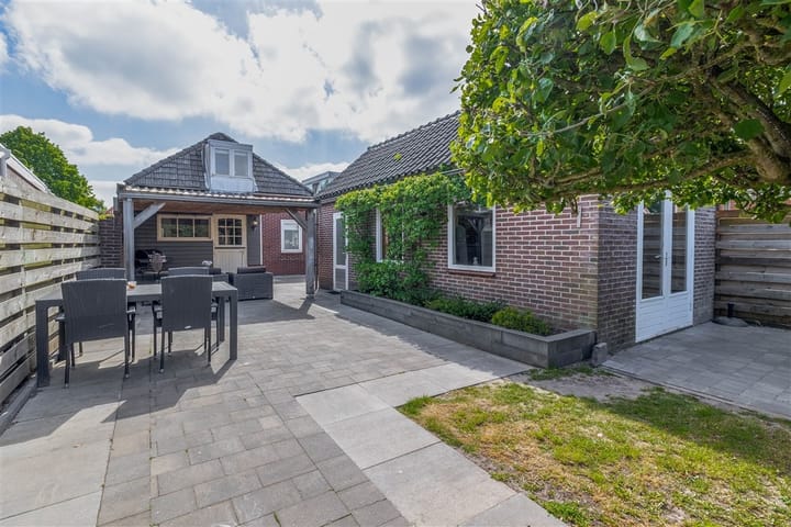 Foto 28 van Middenweg 8