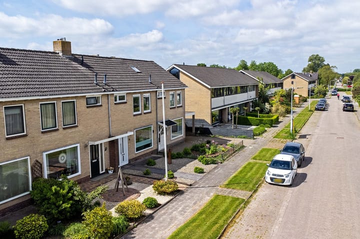 Foto 9 van De Tsjalk 11