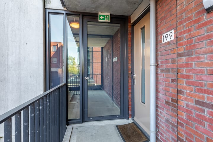 Foto 30 van Johan Hofmanstraat 199