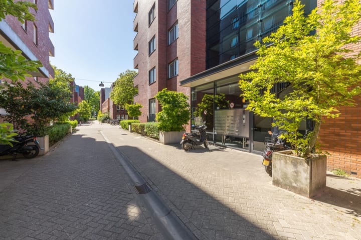 Foto 38 van Johan Hofmanstraat 199