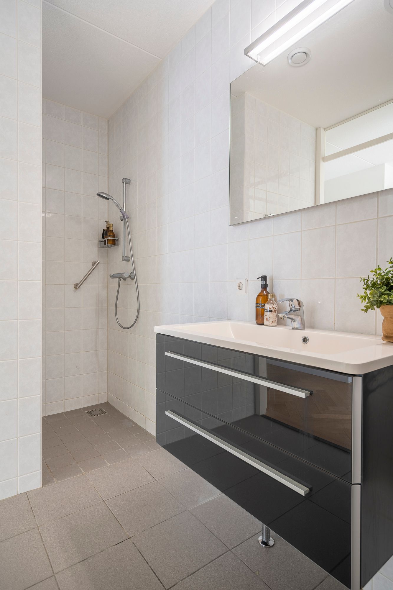 Foto 29 van Johan de Wittstraat 111