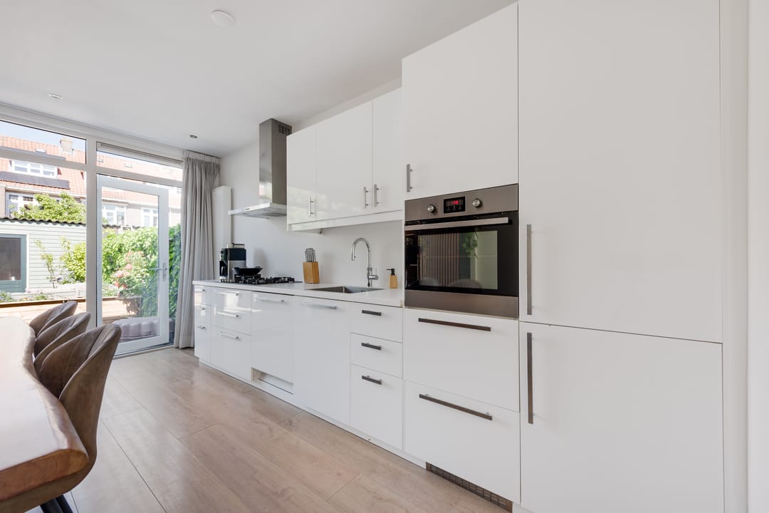 Photo 7 of Laurierstraat 33