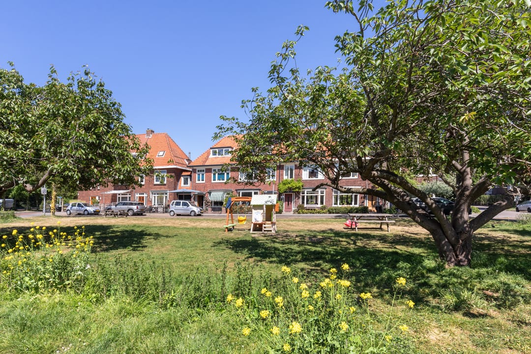 Photo 23 of Laurierstraat 33