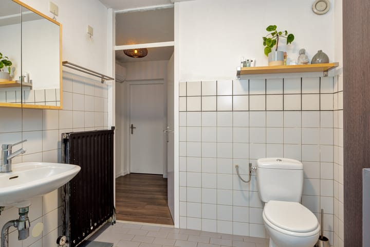 Photo 20 of Wilhelminastraat 273