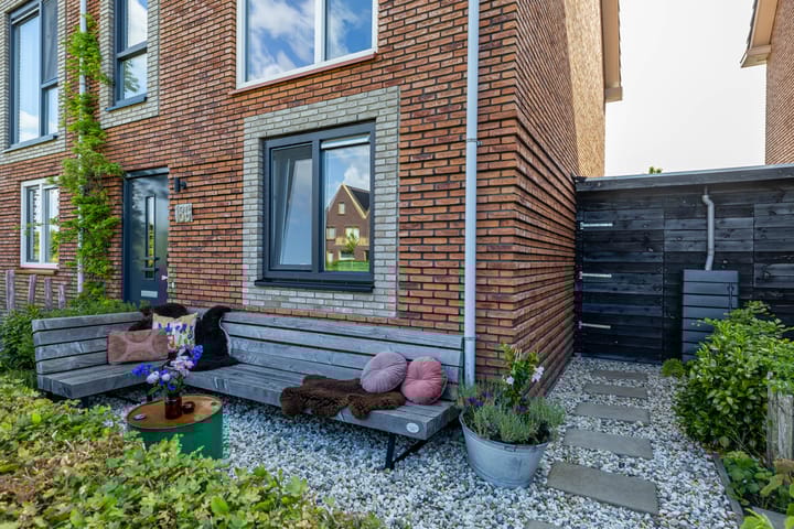 Photo 7 of Meeroeverslaan 186