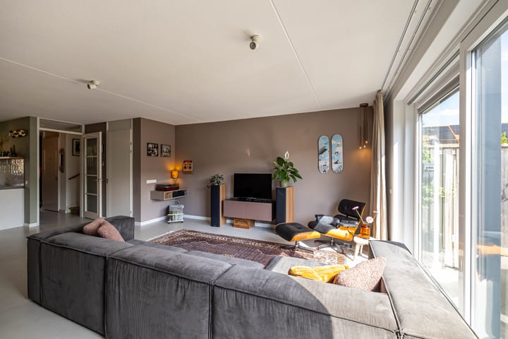 Photo 14 of Meeroeverslaan 186