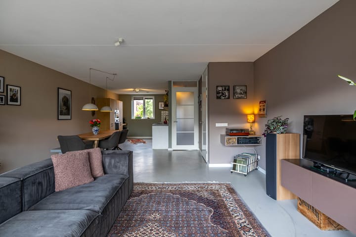 Photo 15 of Meeroeverslaan 186