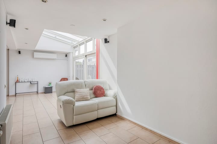 Foto 10 van Schout van Herenthalsplein 23