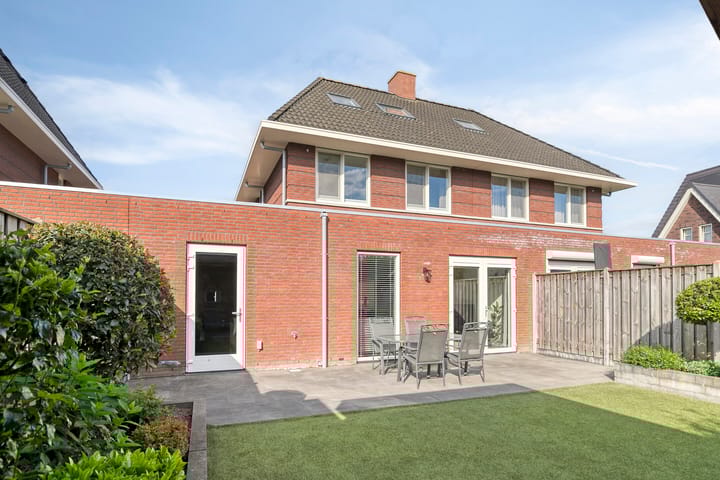 Foto 46 van Smoutstraat 18