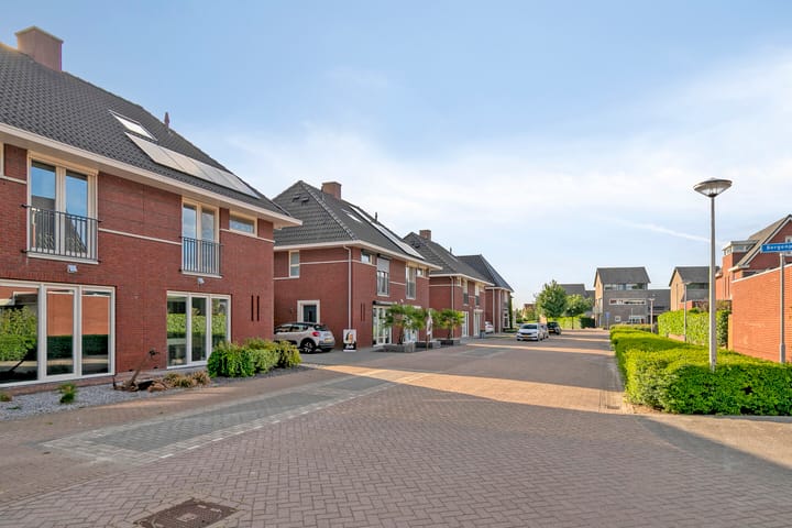 Foto 48 van Smoutstraat 18