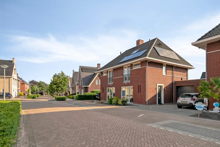 Foto 49 van Smoutstraat 18