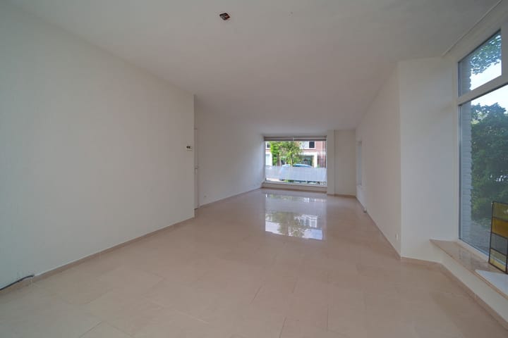 Foto 2 van Dokter van der Knaaplaan 9