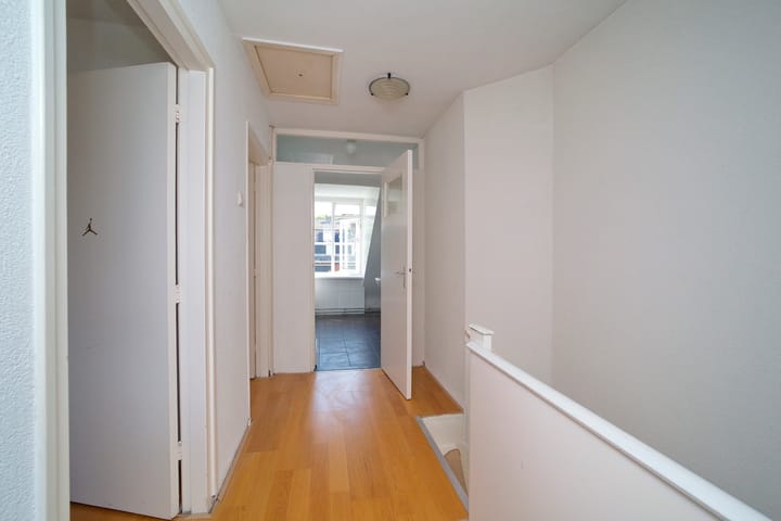 Foto 24 van Dokter van der Knaaplaan 9