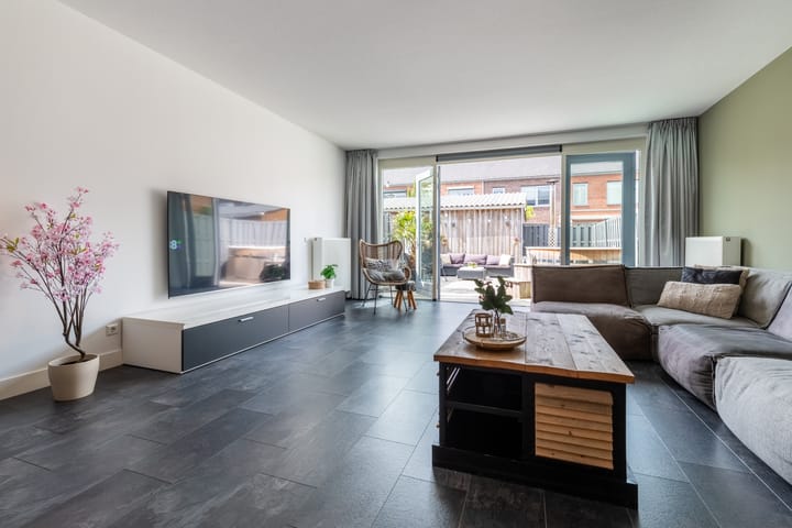 Foto 8 van Nevenspoor 17