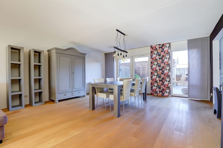 Photo 11 of Sint Paulushof 21