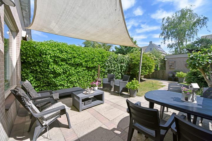 Foto 22 van Jacob van den Damstraat 25