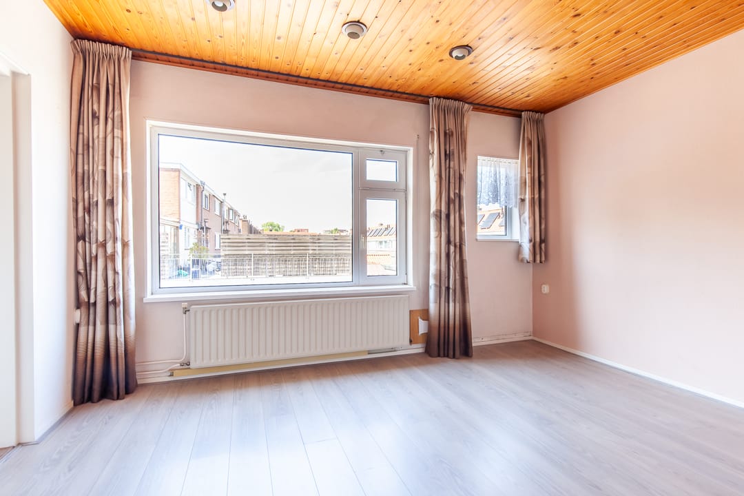 Photo 7 of Pijnboomstraat 1-BS