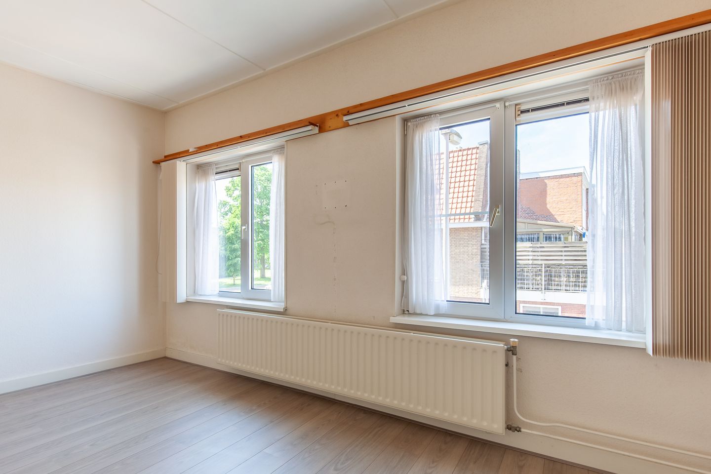 Photo 14 of Pijnboomstraat 1-BS