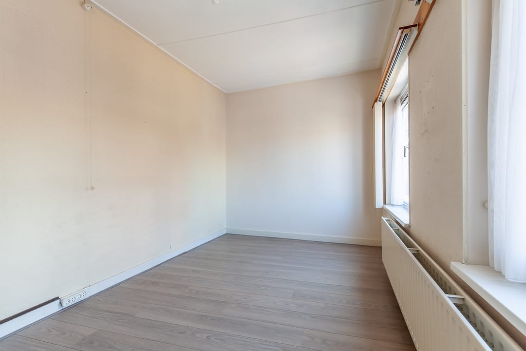 Photo 11 of Pijnboomstraat 1-BS