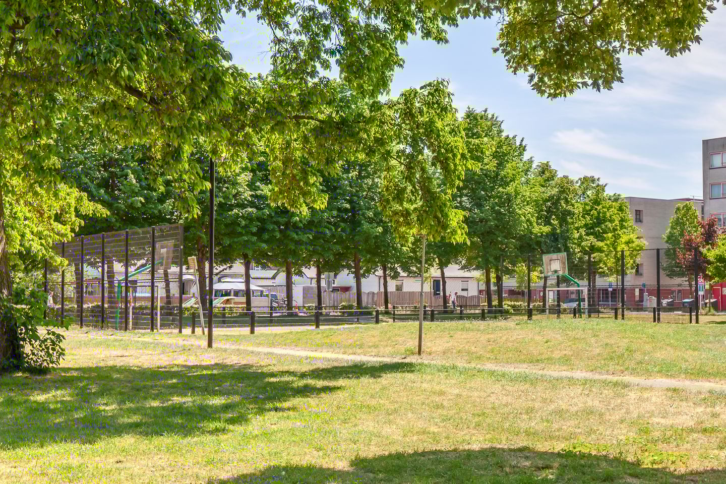 Photo 35 of Pijnboomstraat 1-BS