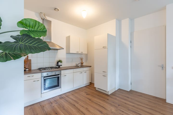 Foto 15 van Essenstraat 9-A