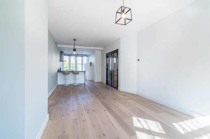 Foto 10 van Van Lansbergestraat 156