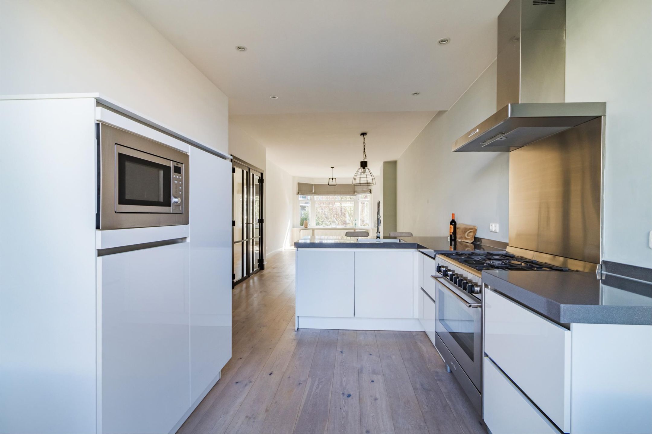 Photo 18 of Van Lansbergestraat 156