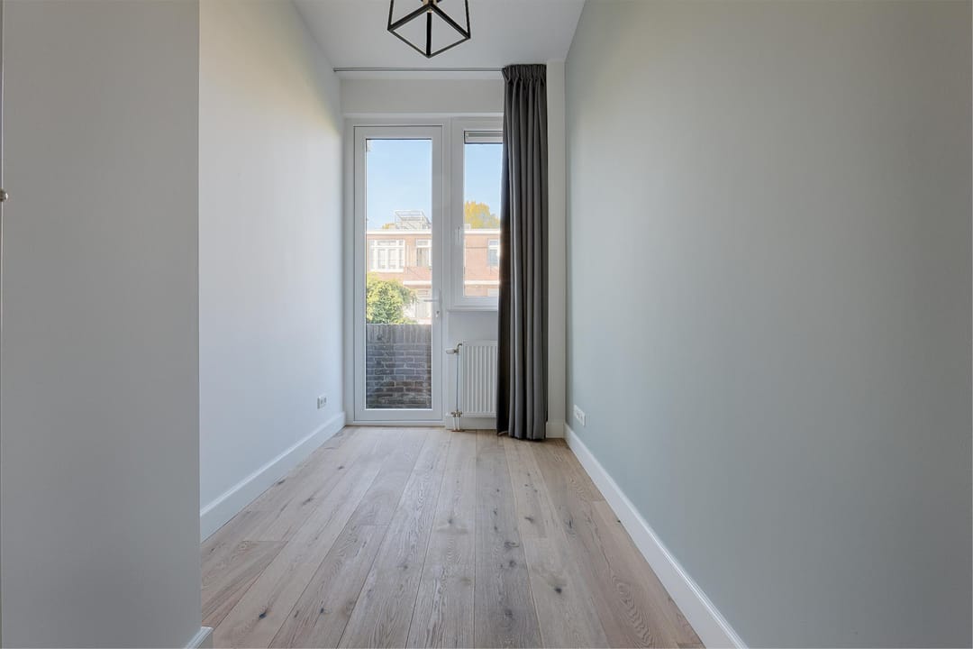 Photo 31 of Van Lansbergestraat 156